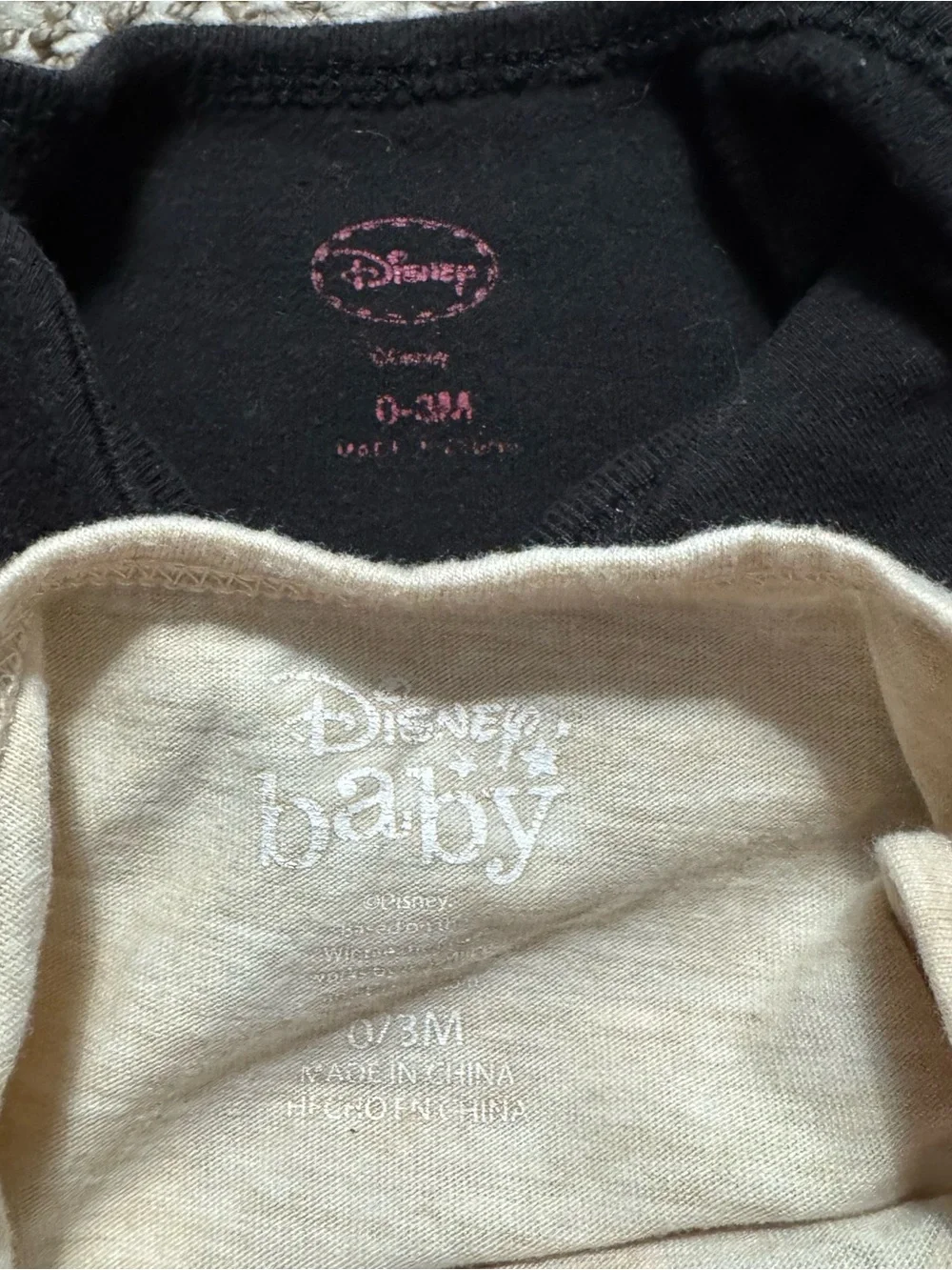 Lot of 2 Disney Baby Girl Bodysuits Aristocats Winnie the Pooh 0-3 Months